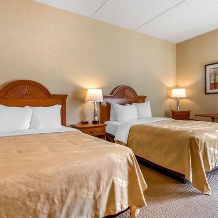 Quality Inn & Suites Mansfield Exteriör bild