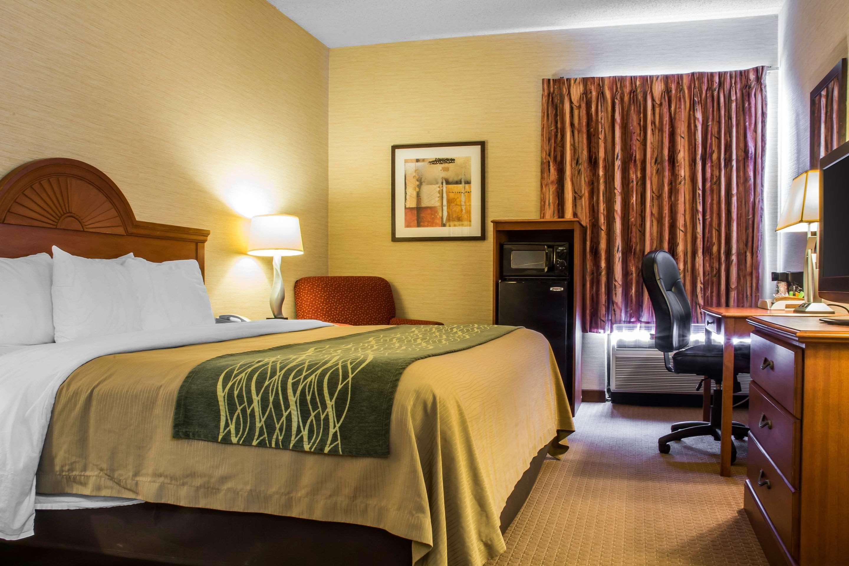 Quality Inn & Suites Mansfield Exteriör bild