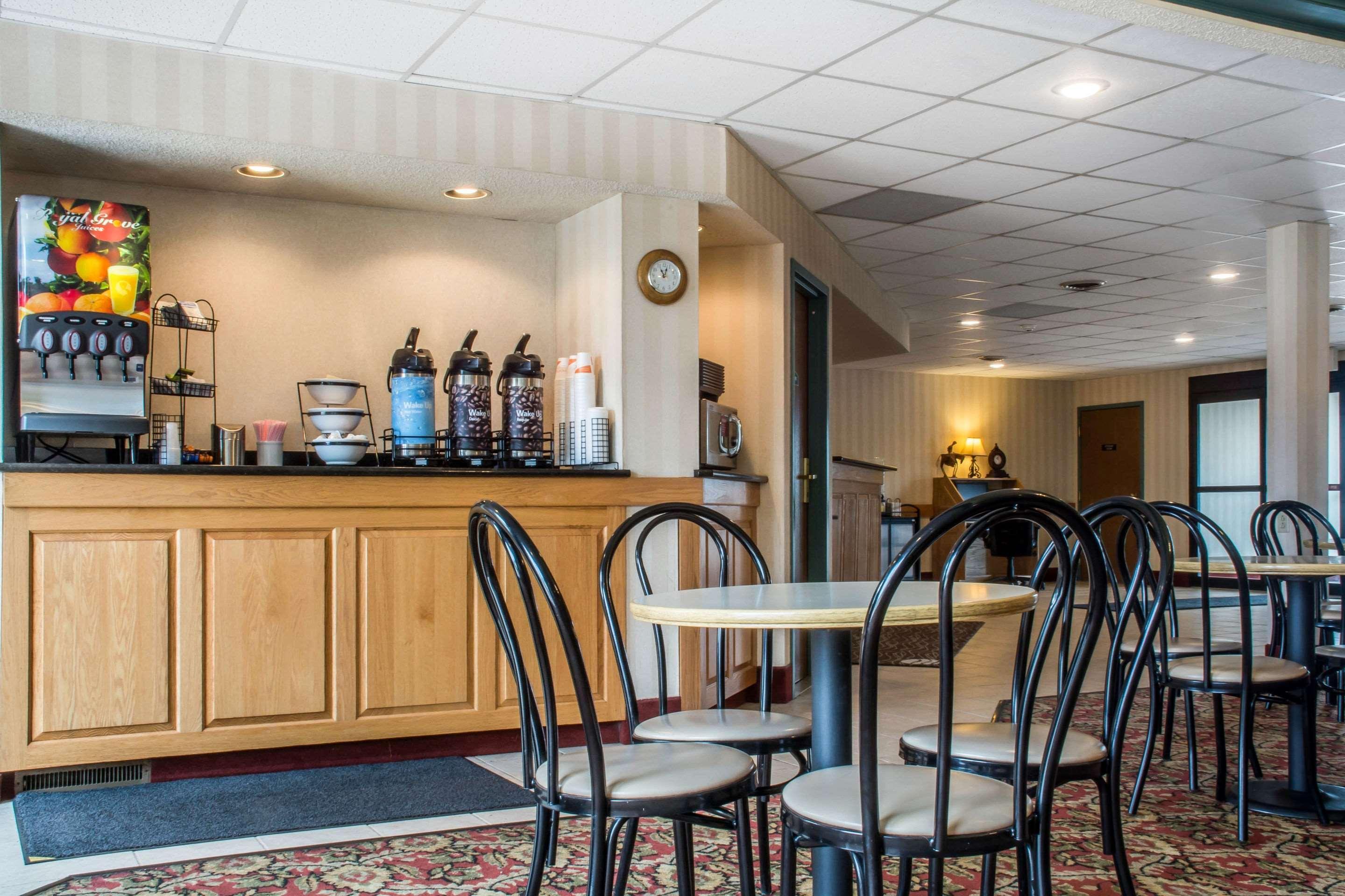 Quality Inn & Suites Mansfield Exteriör bild