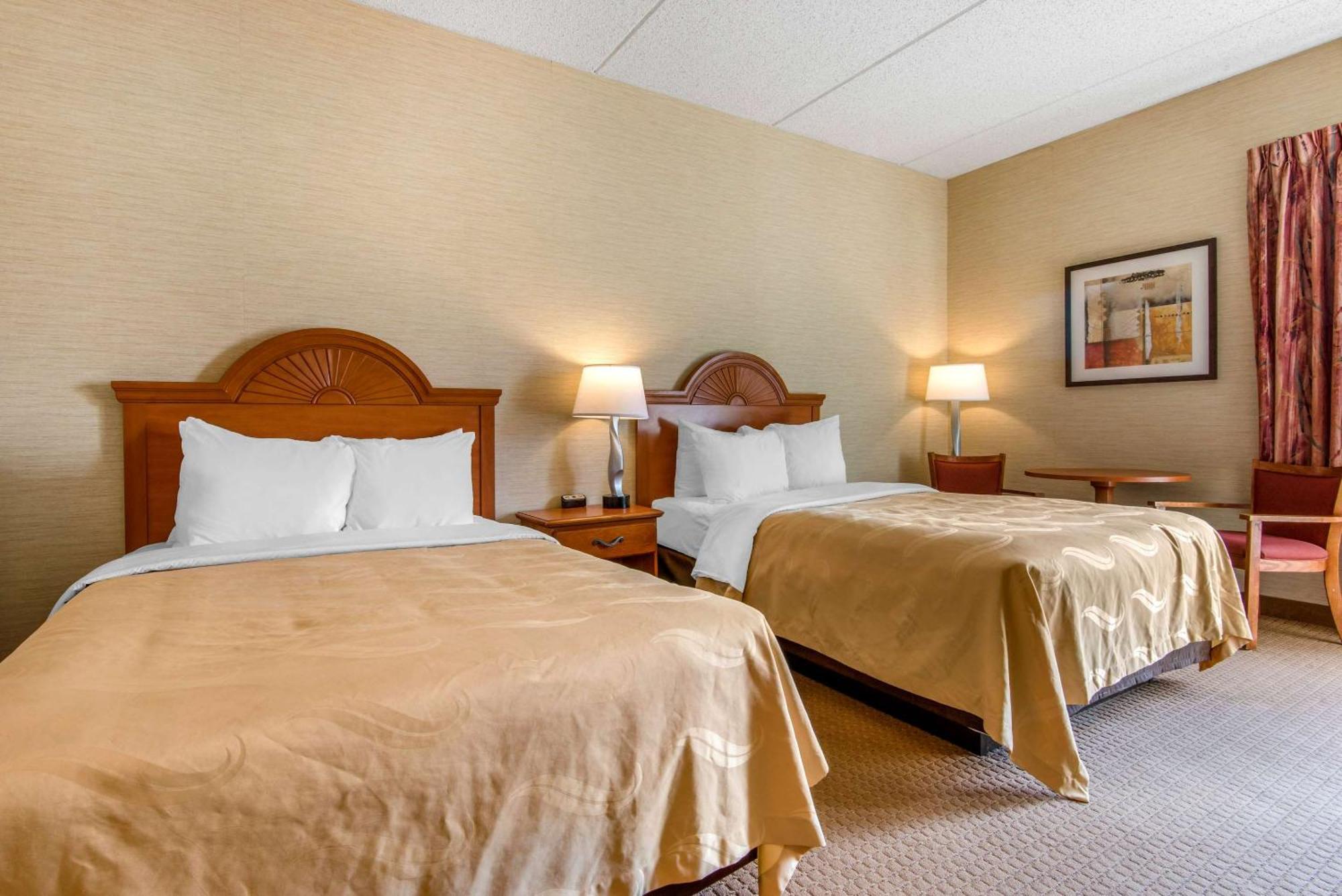 Quality Inn & Suites Mansfield Exteriör bild