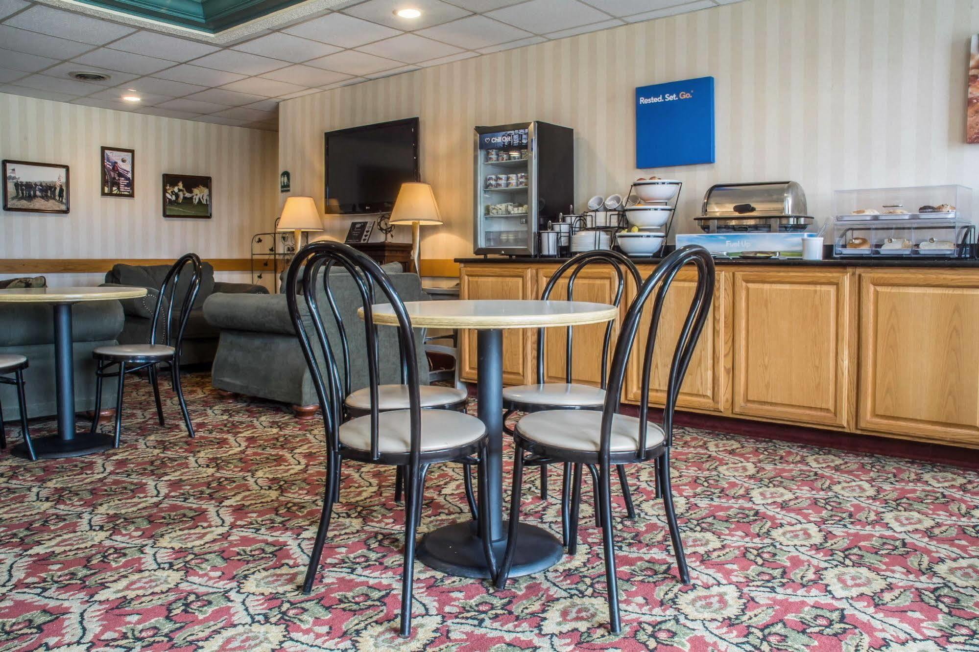 Quality Inn & Suites Mansfield Exteriör bild