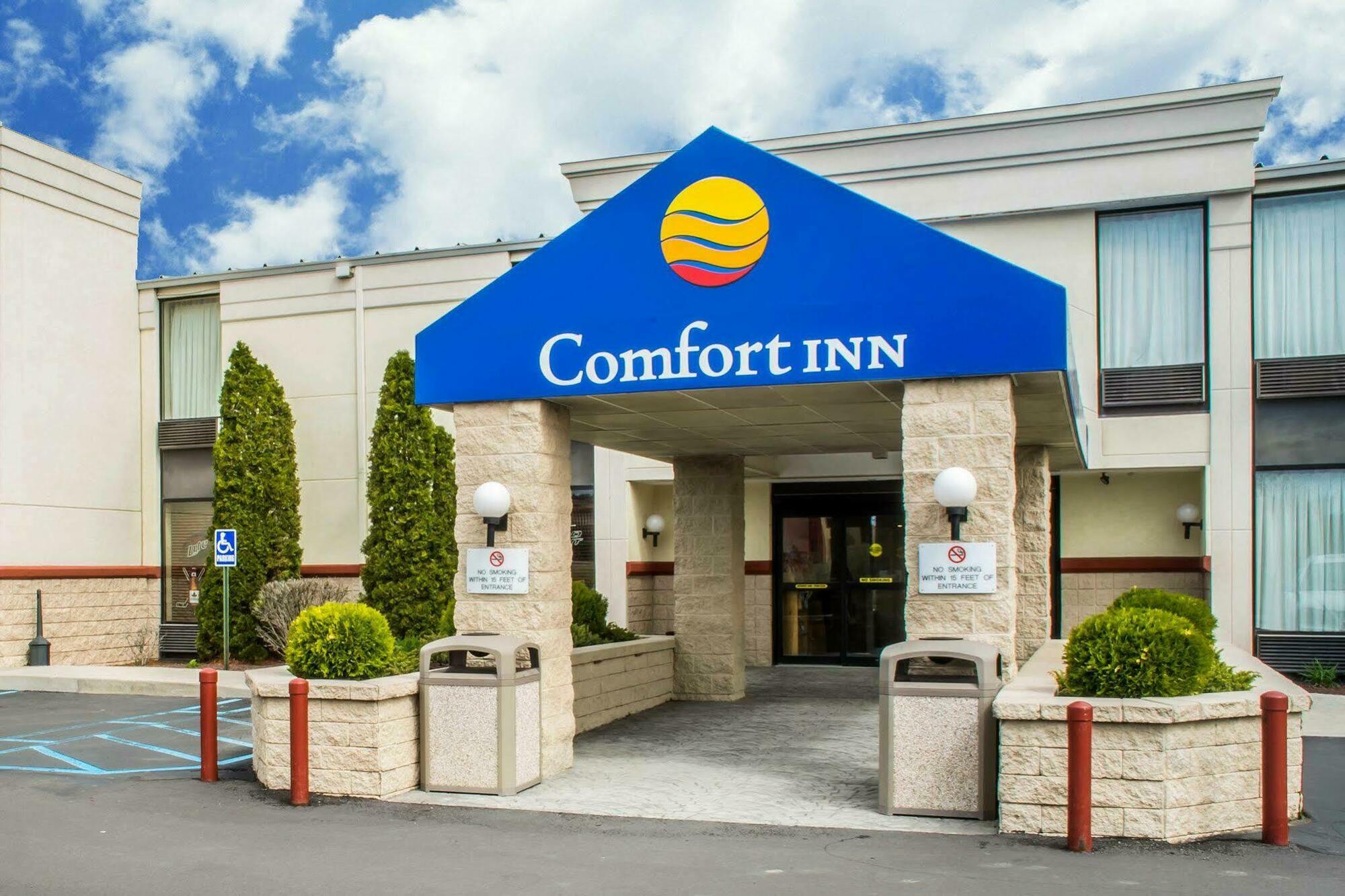 Quality Inn & Suites Mansfield Exteriör bild