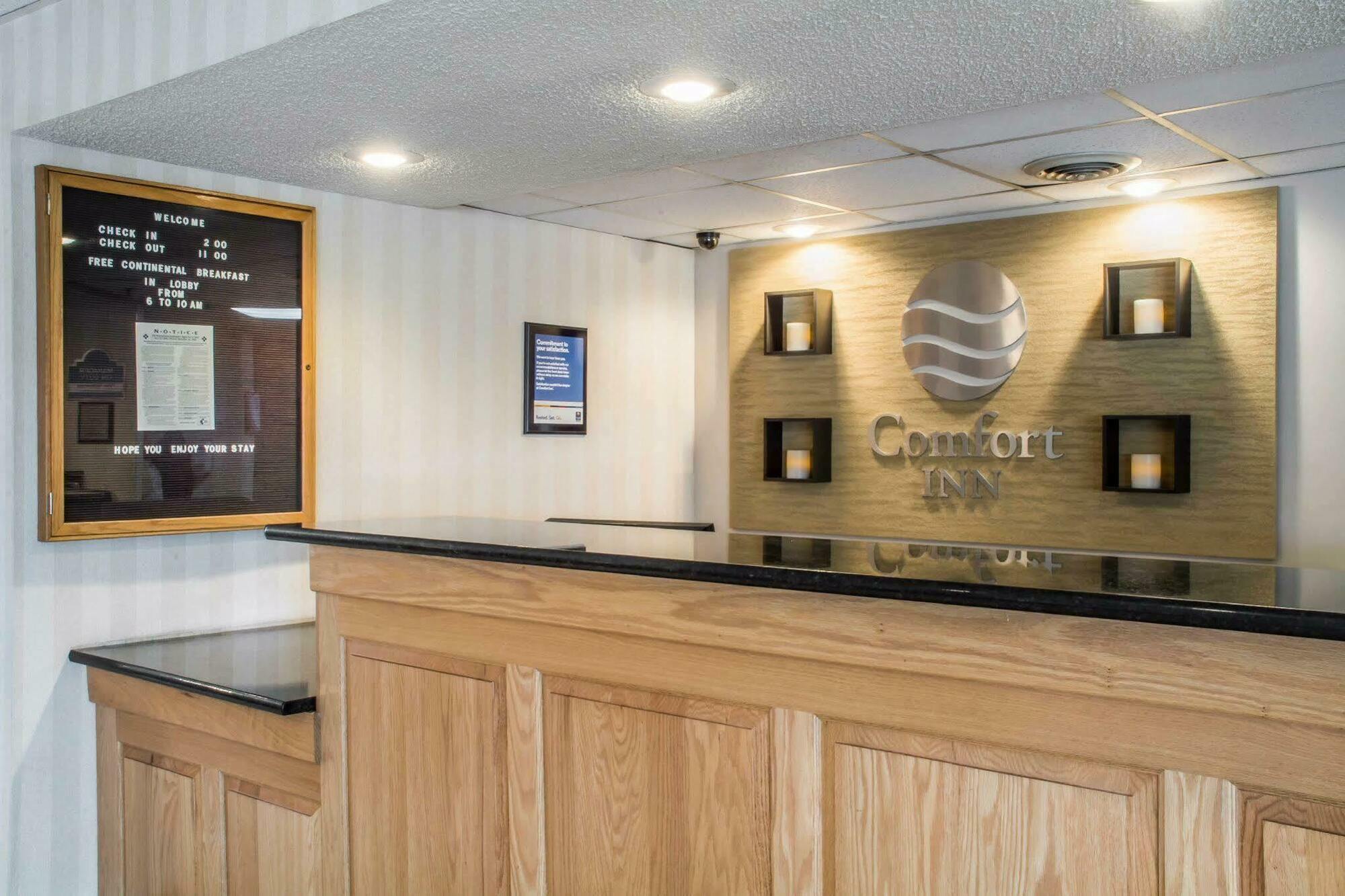 Quality Inn & Suites Mansfield Exteriör bild