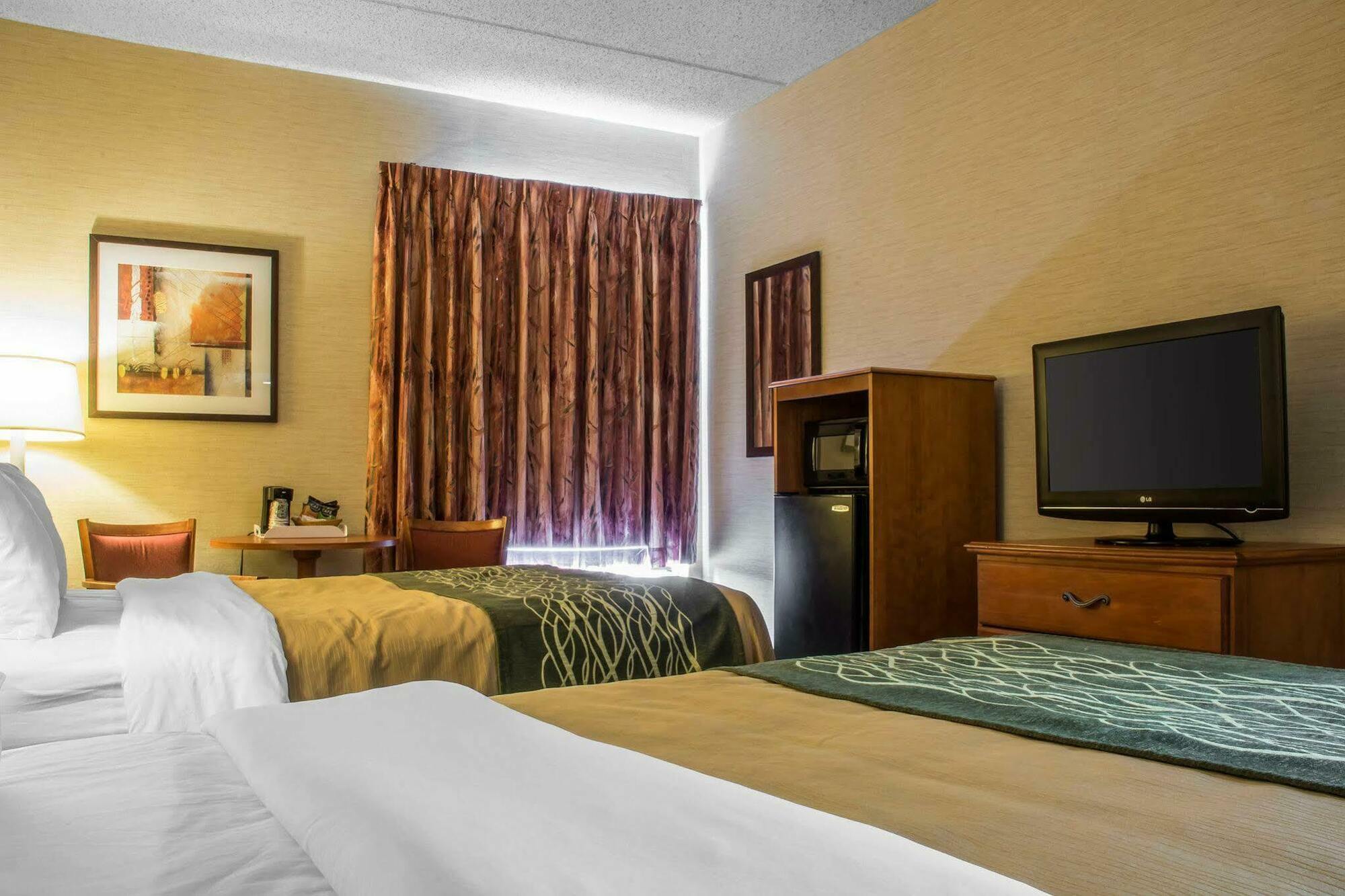 Quality Inn & Suites Mansfield Exteriör bild